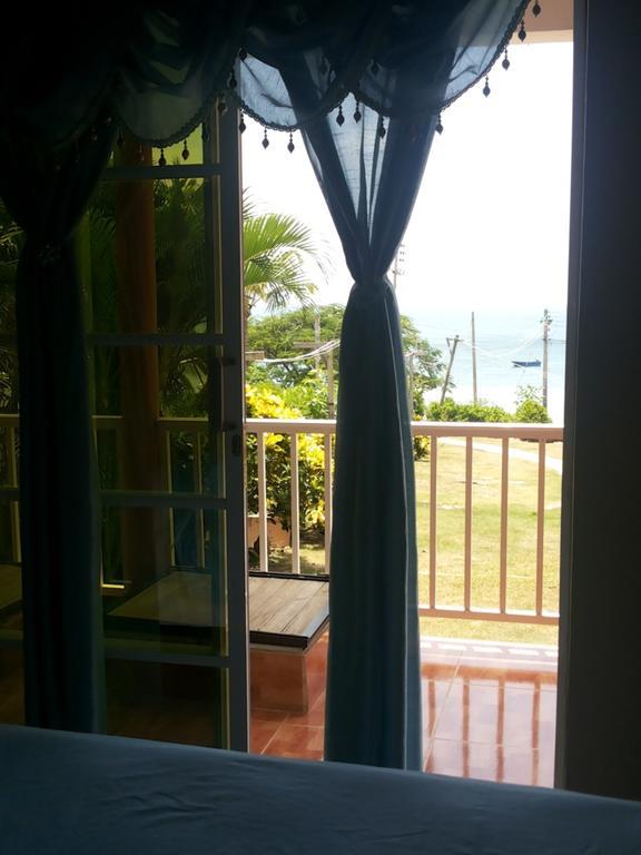 Posada Sweet Anashly Fresh Water Bay Екстериор снимка
