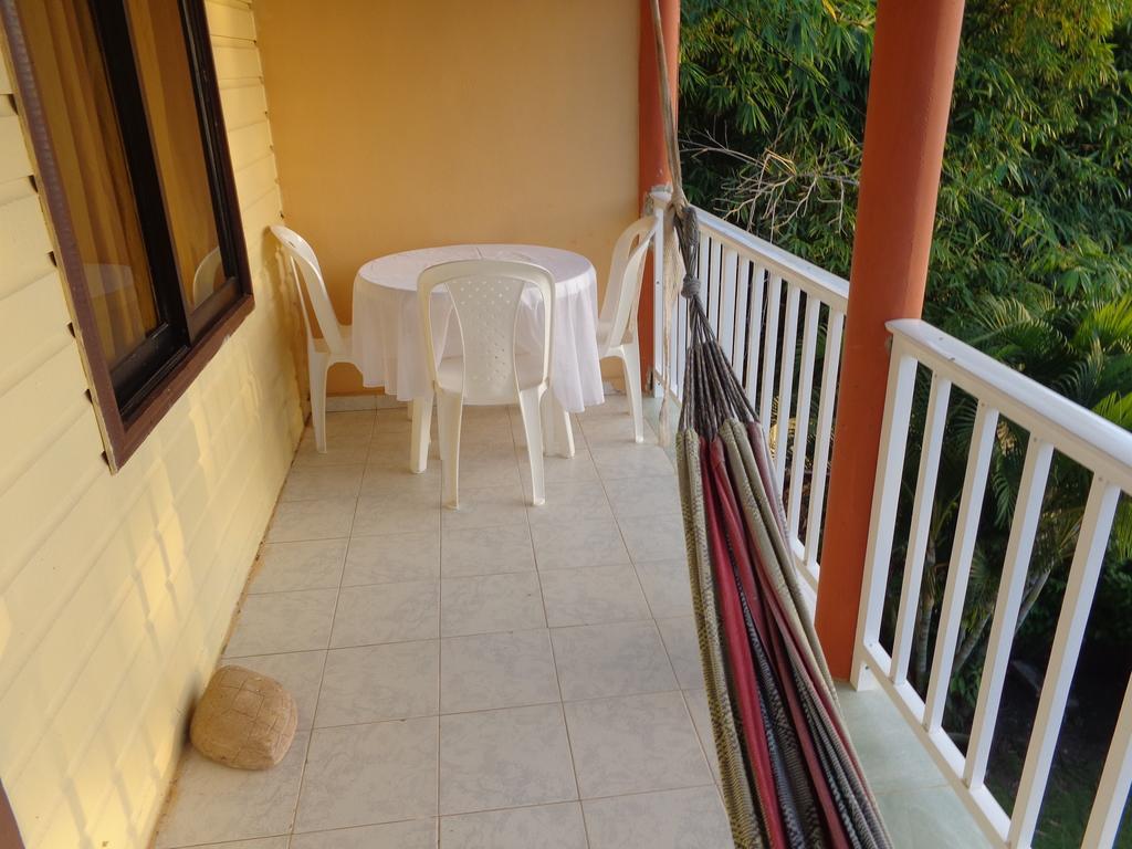 Posada Sweet Anashly Fresh Water Bay Екстериор снимка
