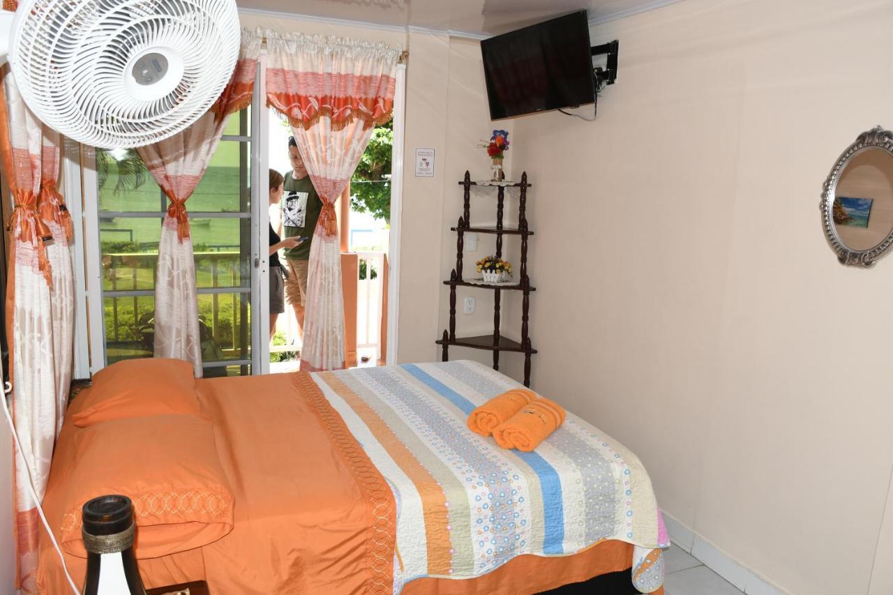 Posada Sweet Anashly Fresh Water Bay Екстериор снимка